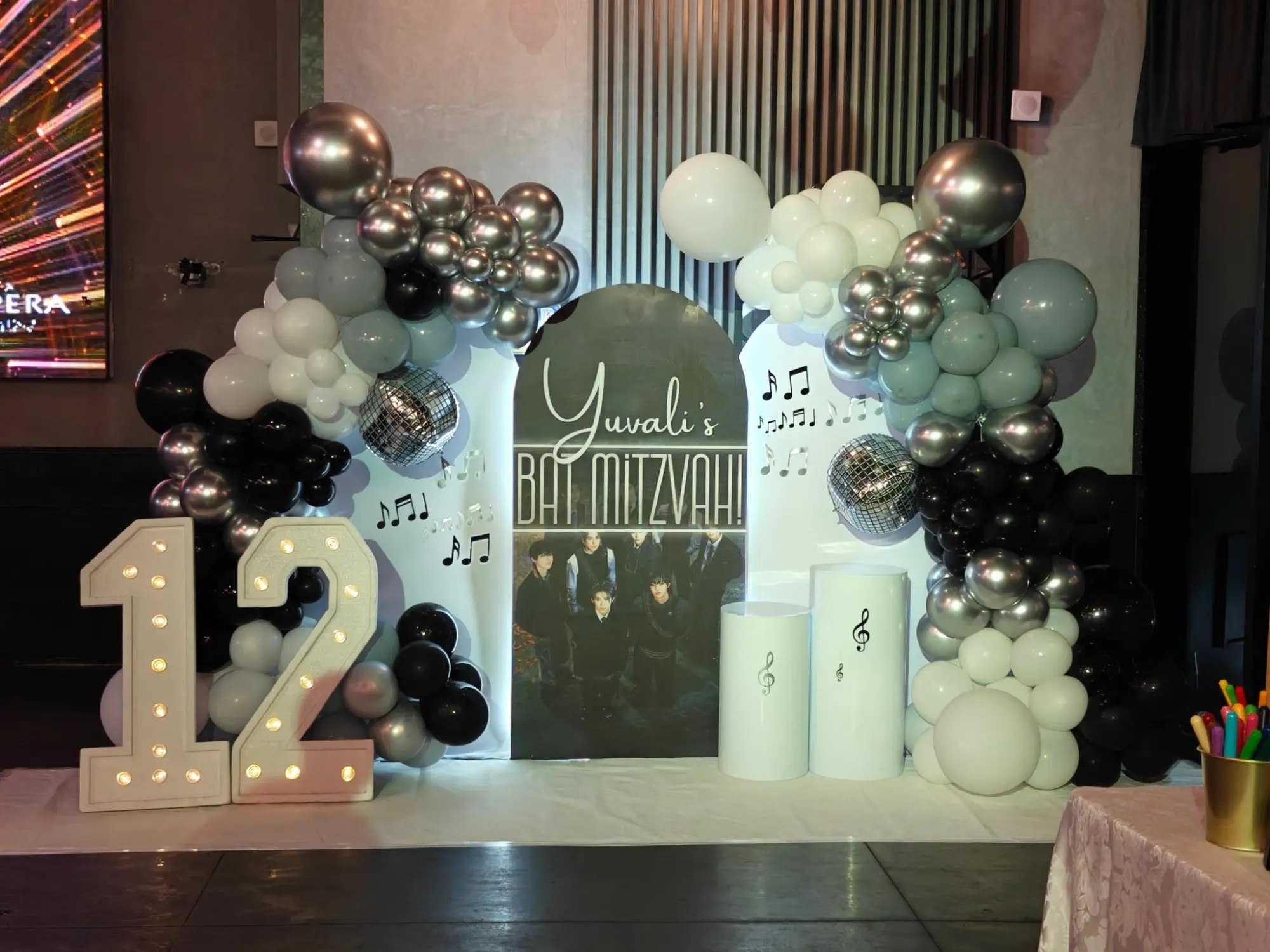 עוד רגעים מהאירועים 8